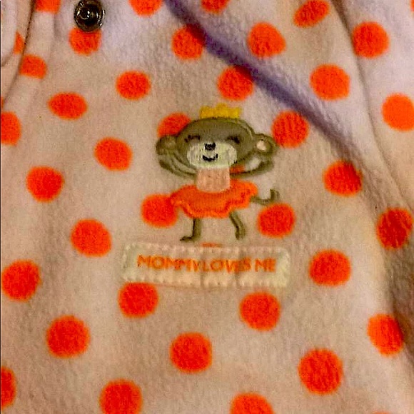 Carter’s “Mommylovesme” one piece with monkey feet - Picture 4 of 4